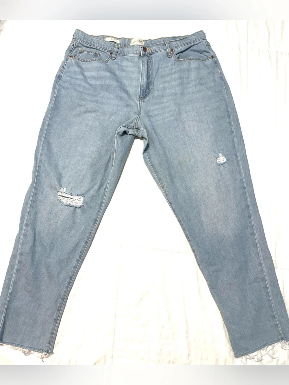 Universal Thread Light Blue Distressed Boyfriend Jeans